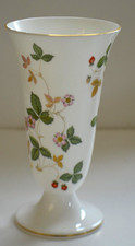 Wedgewood wild strawberry for sale  SETTLE
