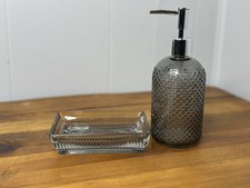 Elegant glass soap for sale  Cumbola