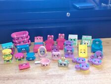 011225 Shopkins Lote de 28 Figuras Muebles segunda mano  Embacar hacia Argentina