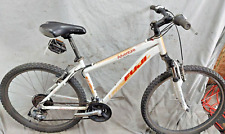 2017 Fuji Adventure 2.0 Bicicleta MTB 17" Média Hardtail Shimano SIS Grip Envio EUA! comprar usado  Enviando para Brazil