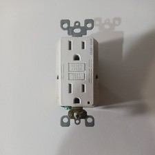 Levitron amp 125v usato  Spedire a Italy