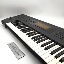 Korg 01 com FD + Estojo 61 Teclas Estação de Trabalho de Música Teclado Sintetizador Digital 01WFD comprar usado  Enviando para Brazil