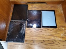 Lot ipads parts for sale  Dodge Center