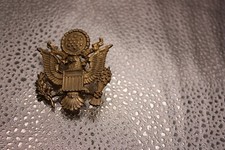 Broche militar antigo emblema chapéu insígnia águia oficial do exército dos EUA Segunda Guerra Mundial comprar usado  Enviando para Brazil