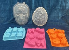 5 moldes de plástico e silicone para Halloween crânio cérebro lápide abóbora morcego gato fantasma comprar usado  Enviando para Brazil
