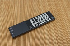 Luxman 113 telecomando usato  Spedire a Italy