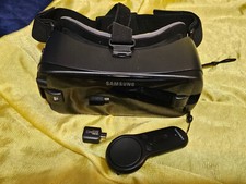 Samsung gear accessories for sale  Winchester