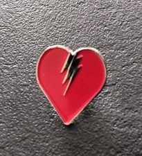 Pin zadig voltaire d'occasion  Angers-