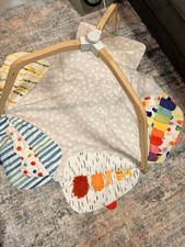 Lovĕvĕry play gym for sale  Seattle
