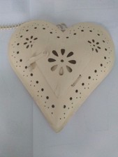 Hanging metal heart for sale Hanging metal heart for sale  WELLS