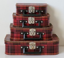 Lot valises poupée d'occasion Lot valises poupée d'occasion  Montady