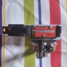 Válvula solenóide Dynamco D25B2KLO 12V CC, usado comprar usado  Enviando para Brazil
