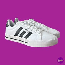 ADIDAS Męskie płócienne trampki, Daily 3.0 GX1752, Białe/Czarne/Białe, UK 8 | EU 42, używany na sprzedaż  Wysyłka do Poland