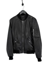 John elliott black d'occasion  Expédié en Belgium