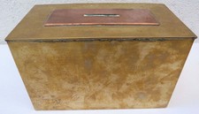 Tirelire scellee laiton d'occasion Tirelire scellee laiton d'occasion  Bordeaux-