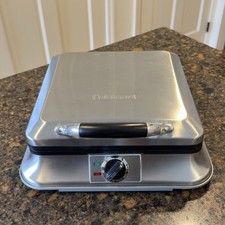 Usado, Máquina de waffle belga quadrada Cuisinart 4 fatias WAF-4B testada funcionando comprar usado Usado, Máquina de waffle belga quadrada Cuisinart 4 fatias WAF-4B testada funcionando comprar usado  Enviando para Brazil