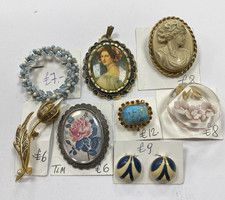 Lot vintage jewellery for sale  LITTLEHAMPTON