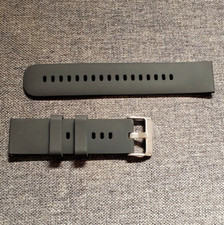 Bracelet silicone 22mm d'occasion  Saint-Maur-des-Fossés
