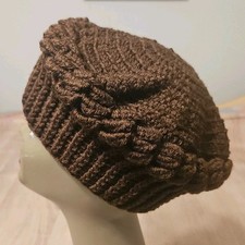 Hand made knitted for sale  Holiday