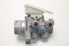 2009-2011 Ford Focus Brake Master Cylinder OEM comprar usado  Enviando para Brazil