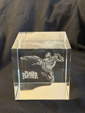 Estatueta de cristal Marvel Pantera Negra gravada a laser cubo de vidro 3D peso papel 3” comprar usado  Enviando para Brazil