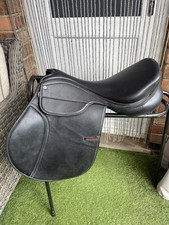 17.5 medium black for sale  SWADLINCOTE