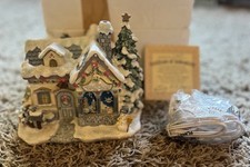 New precious moments for sale  Saint Clair