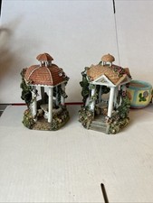  Conjunto de 2 gazebos detalhados de resina floral Village 3 X 3 X 4 pol. , usado comprar usado  Enviando para Brazil