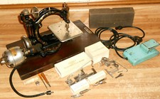 ✨Antiga máquina de costura Western Electric Wilcox & Gibbs com pedal e extras✨ comprar usado  Enviando para Brazil