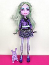 Monster high doll d'occasion  Clermont-Ferrand-