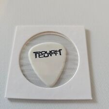 Vintage Rough Cutt Concert Pick branco com assinatura preta CHRIS HAGER comprar usado  Enviando para Brazil