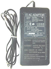 Toshiba adapter 12v usato  Reggio Calabria