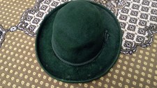 Cappello vintage colore usato  Roma