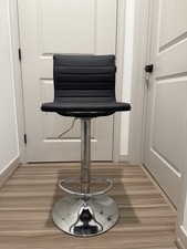Swivel bar stools for sale  Woodbridge