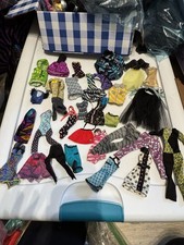 Roupas de boneca Monster High e algumas peças EAH comprar usado  Enviando para Brazil