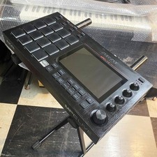 Akai professional mpc d'occasion  Expédié en Belgium