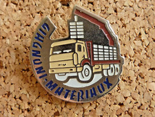 Pin pins badge d'occasion  Arnage