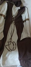 Robe médiéval beige d'occasion  Sens-de-Bretagne