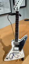 Guitarra KISS - TOMMY THAYER assinada miniatura 10" com suporte  comprar usado  Enviando para Brazil