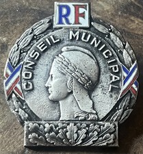 Ancien insigne émaillé d'occasion  Pont-l'Abbé-d'Arnoult