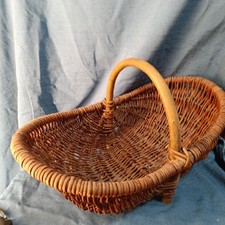 Beau grand panier d'occasion  Saint-Amans-Soult