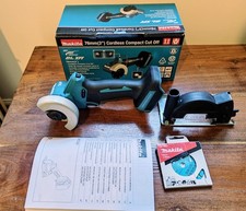 Makita dmc300z 18v for sale  NEWPORT