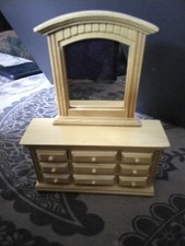 Scale dolls house for sale Scale dolls house for sale  SWADLINCOTE