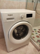Lavatrice whirlpool libera usato  Genova