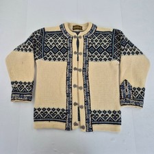 Nordstrikk cardigan beige for sale Nordstrikk cardigan beige for sale  UK