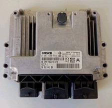 Centralina motore ecu usato  Villaricca