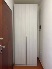 Armadio moderno due usato  Scandicci