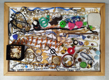 Lot bijoux fantaisie d'occasion  Yffiniac