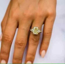 2.50ct canary yellow for sale  Jamaica