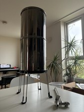 Newton gravity powered for sale Newton gravity powered for sale  LONDON